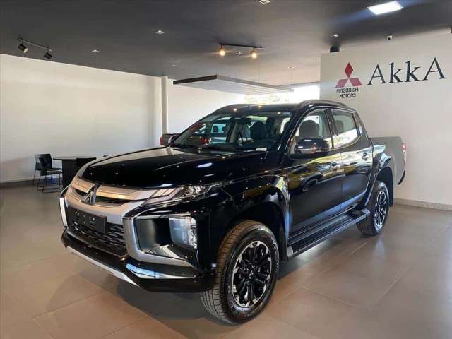 MITSUBISHI L200 TRITON 2.4 16V TURBO DIESEL SPORT HPE CD 4P 4X4 AUTOMÁTICO