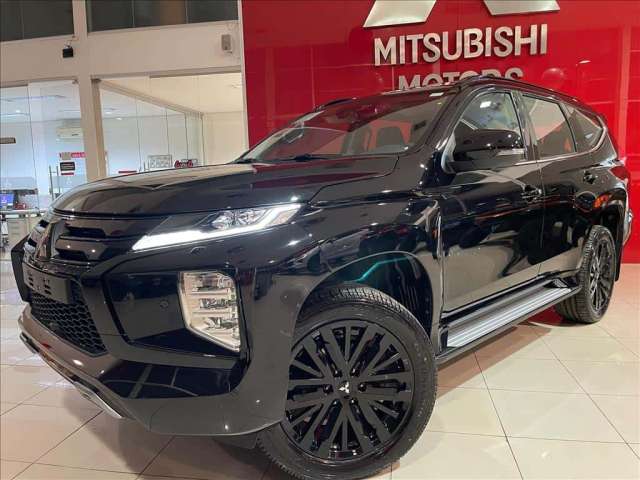 MITSUBISHI PAJERO SPORT 2.4 16V MIVEC TURBO DIESEL LEGEND BLACK AWD AUTOMÁTICO