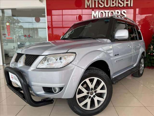 MITSUBISHI PAJERO TR4 2.0 4X4 16V 140CV FLEX 4P AUTOMÁTICO