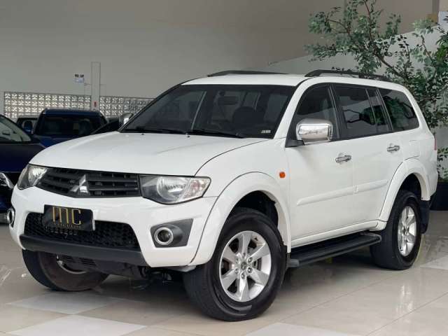 Mitsubishi Pajero DAKAR 3.2 4x4 T.I. Dies. 5p Mec.