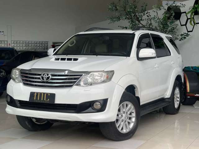 Toyota Hilux SW4 SRV 4x4 4.0 V6 24V Aut.