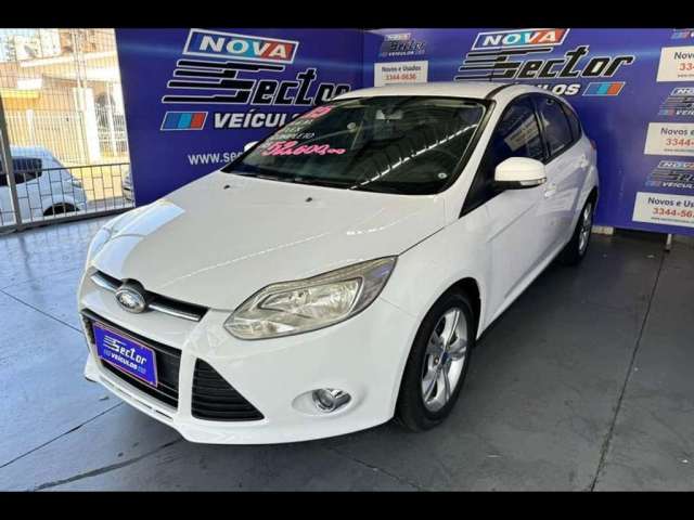 FORD FOCUS AT 1.6H 2015