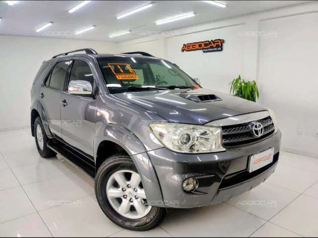 TOYOTA HILUX SW4 SRV 3.0 D AUT 4X4 2011