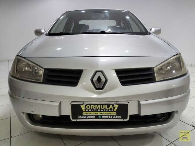 Renault Megane Sedan Dynamique 2.0 2010