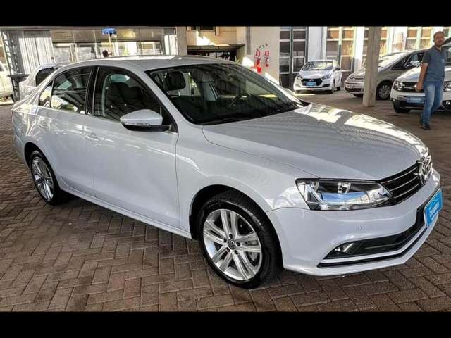 VOLKSWAGEN JETTA 2.0 TSI HIGHLINE 211CV GASOLINA 4P TIPTRONIC 2017