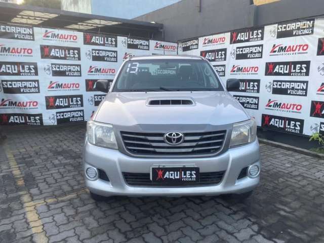 Toyota Hilux 2013 3.0 std 4x4 cd 16v turbo intercooler diesel 4p manual