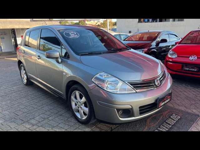 NISSAN TIIDA 18S FLEX 2012