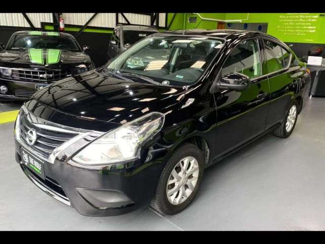 NISSAN VERSA 16SV CVT 2018