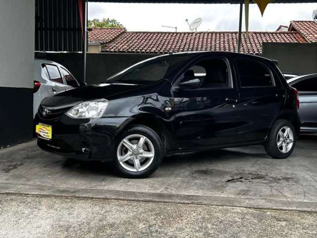 TOYOTA ETIOS HB XS 2013