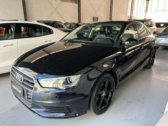 AUDI A3 1.4 TFSI Sedan Attraction 16V - 2015/2016