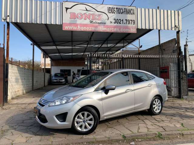 FIESTA 1.6 SEDAN IMPECÁVEL 