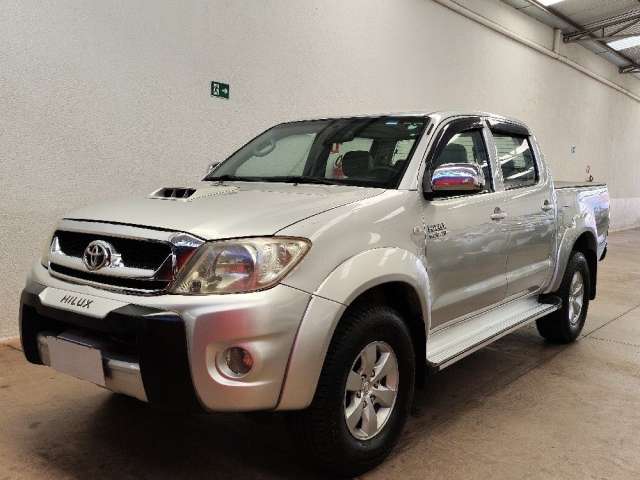 Hilux Srv CD 3.0 Diesel 4x4 Automático Completo 2011