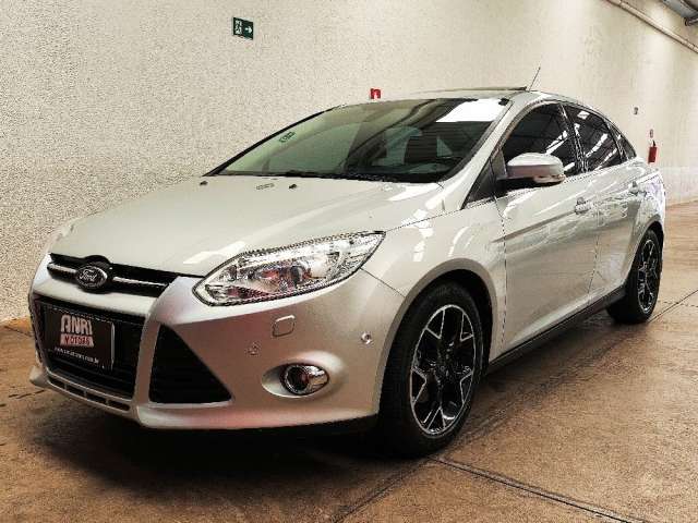 Focus Sedan Titanium 2.0 Flex Automático Completo 2015