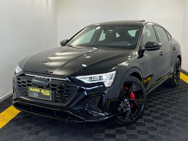 Audi Q8 E-TRON SPORTBACK 408CV ELÉTRICO - Preta - 2023/2024