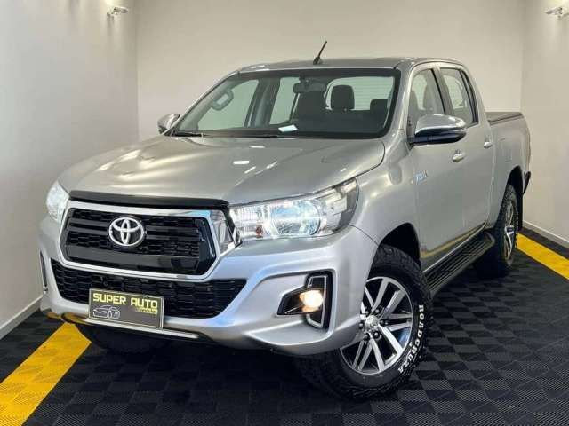 Toyota Hilux SRV 4X4 2.8T 177CV - Prata - 2019/2019