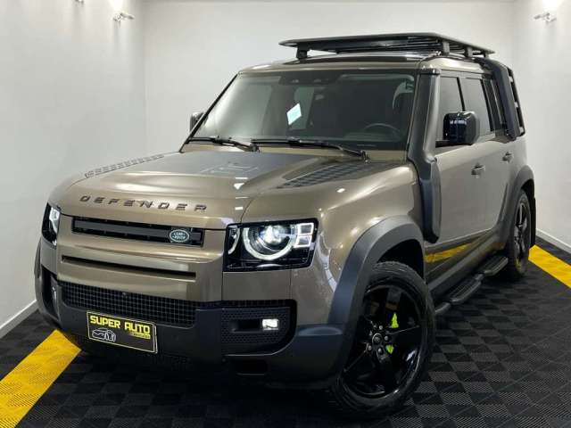 Land Rover Defender 110P HSE 7L 2.0T 300CV - Marrom - 2021/2022