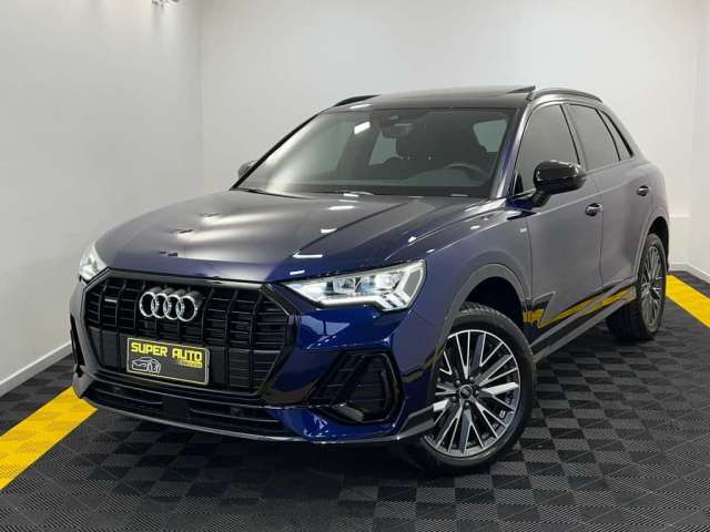 Audi Q3 2.0 TFSI 231CV COM TETO SOLAR - Azul - 2022/2023