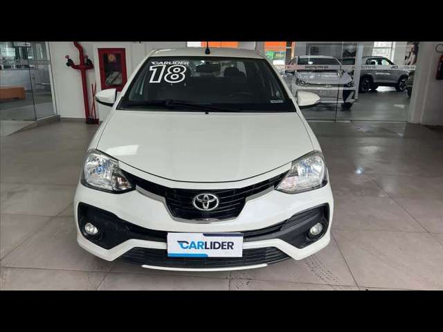 TOYOTA ETIOS 1.5 PLATINUM SEDAN 16V FLEX 4P AUTOMÁTICO