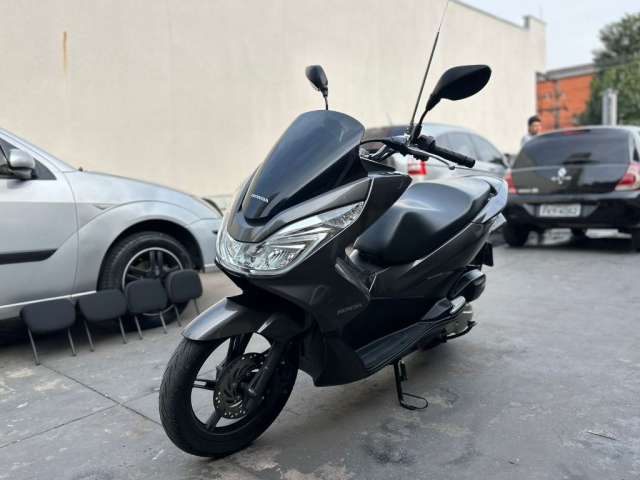 Honda Pcx 150 scooter 2016 automatica km baixo