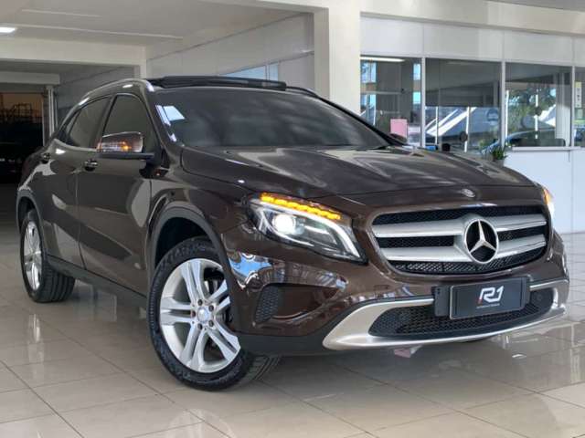 MERCEDES-BENZ GLA 200 200 Vision 1.6/1.6 TB 16V Flex Aut.