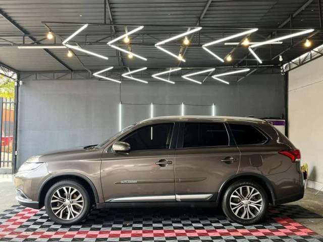 MITSUBISHI OUTLANDER COMFORT 2018