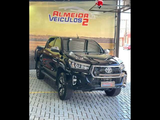 Toyota HILUX 2.8 SRX 4X4 CD 16V DIESEL 4P AUTOMÁTICO