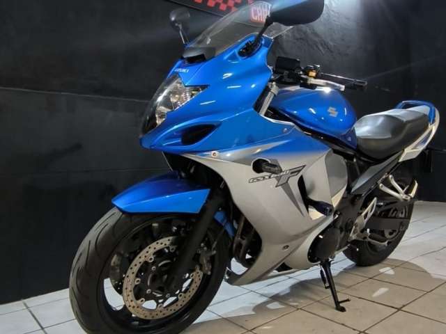 Linda GSX 650F