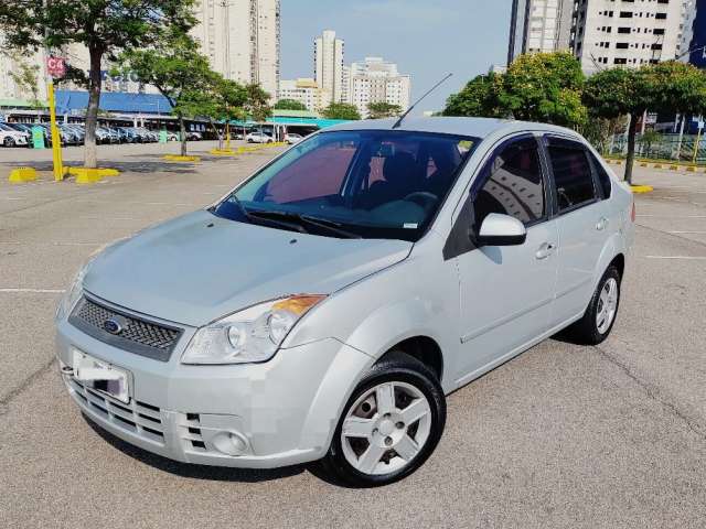 FIESTA SEDAN 1.6