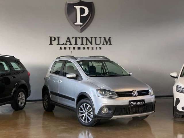 Volkswagen CrossFox W/ GII - Prata - 2013/2014