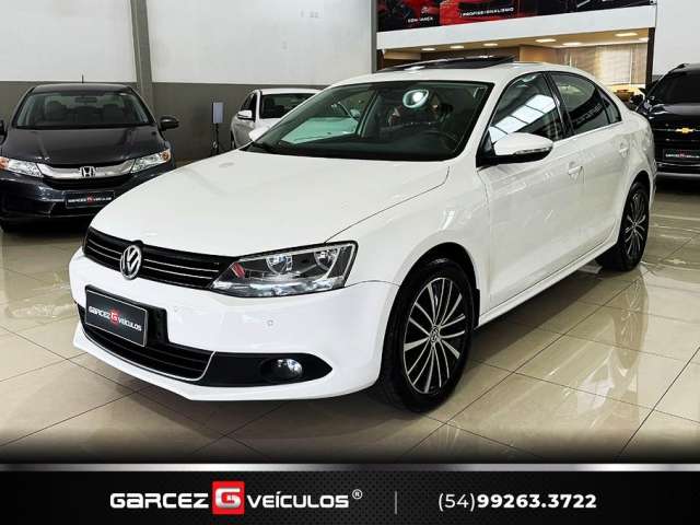 JETTA HIGHLINE 2.0 TURBO AUTOMÁTICO COM TETO SOLAR