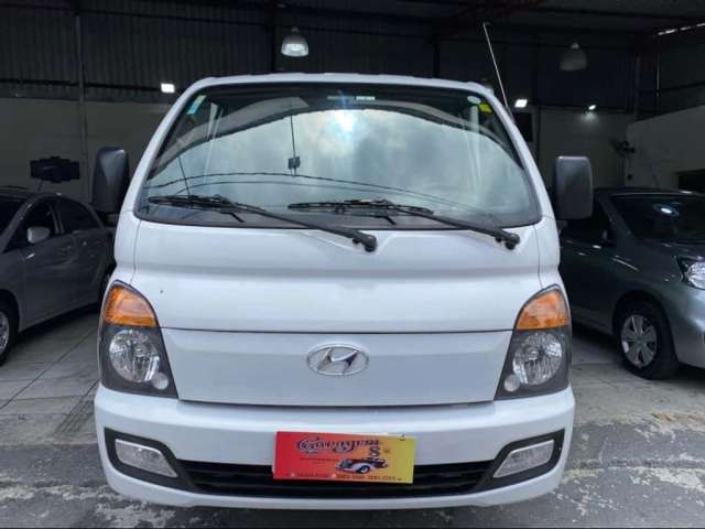 Hyundai HR 2.5 LONGO SEM CAÇAMBA 4X2 16V 130CV TURBO INTERCOOLER DIESEL 2P MANUAL