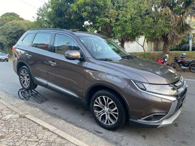 Mitsubishi Outlander 3.0 Gt 4X4 V6 24V Gasolina 4P Automático