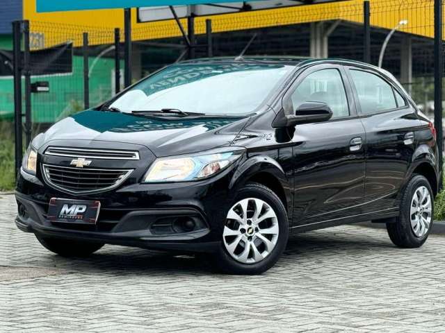 Chevrolet Onix HATCH LT 1.4 8V FlexPower 5p Mec.  - Preta - 2015/2015