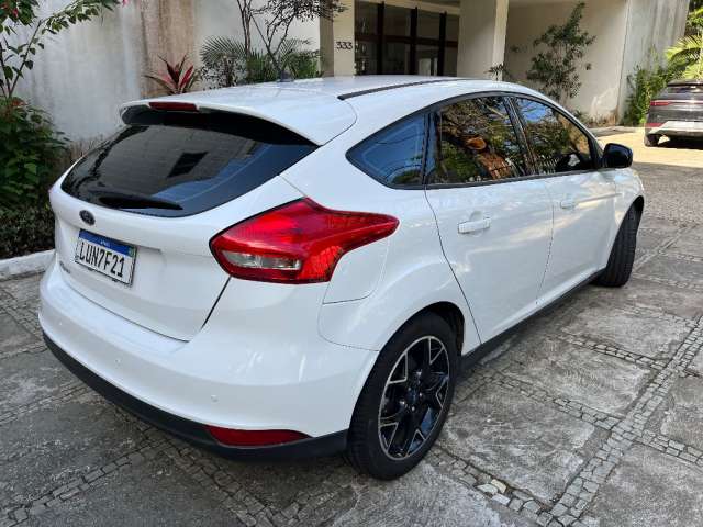 FORD FOCUS SE FASTBACK AUT.