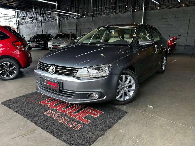 VW JETTA COMFORTLINE 2013 2.0 FLEX 