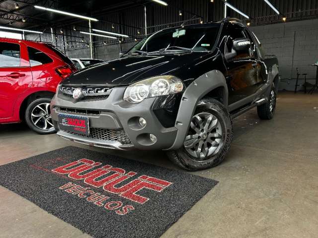 FIAT STRADA CE ADVENTURE 1.8 FLEX 8V 2013