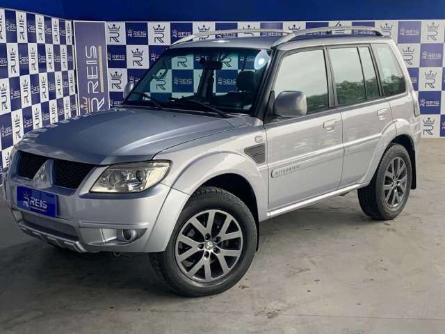 Mitsubishi Pajero TR4 2.0 Flex 16V 4X2 Aut. - Prata - 2013/2014