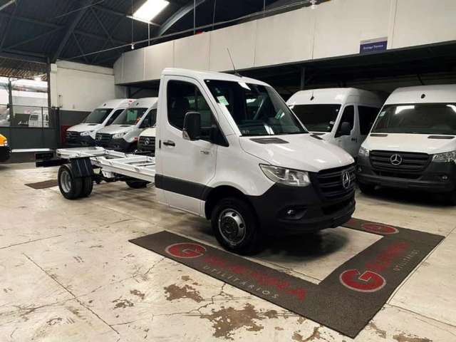 MERCEDES-BENZ SPRINTER 517 CHASSI 2 LUGARES HI-TECH 2025