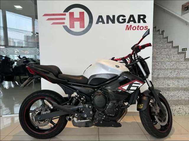 YAMAHA XJ6 N SP  - 2014/2015