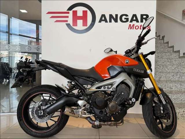 YAMAHA MT-09  - 2014/2015