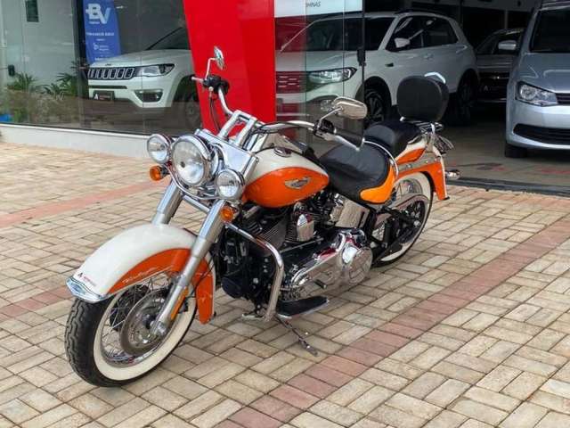 HARLEY-DAVIDSON FLSTN 2011