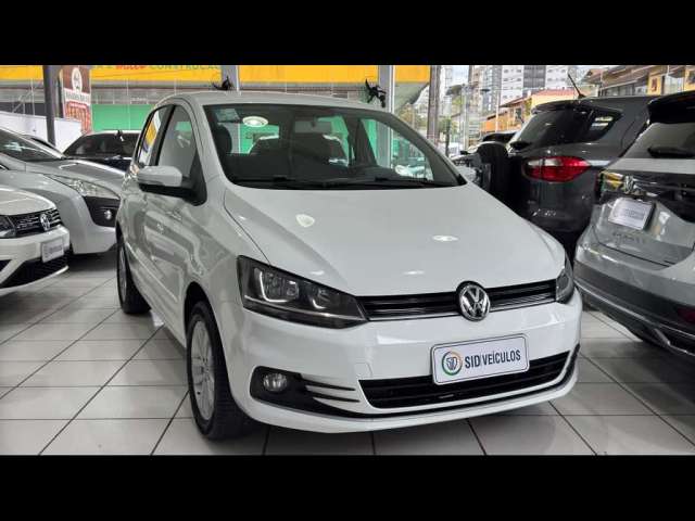 Volkswagen Fox Connect 1.6 Flex 8V 5p  - Branca - 2019/2020