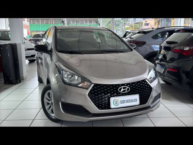 Hyundai HB20 Unique 1.0 Flex 12V Mec.  - Prata - 2018/2019