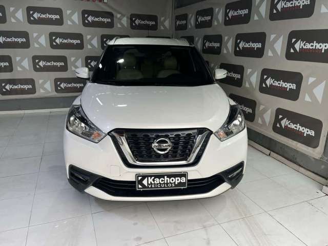 Nissan Kicks /  SV CVT - Branca - 2016/2017