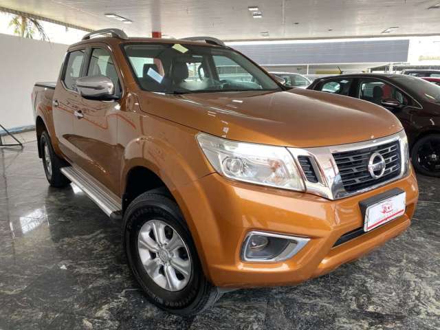 Nissan Frontier Attack 4x4 Aut - Laranja - 2016/2017