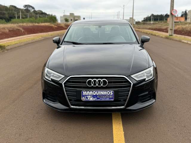 Audi 2018 A3 Turbo 1.4 completo Segundo dono  veículo impecável 