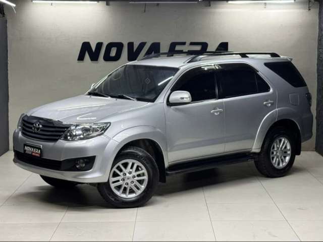 Toyota HILUX SW4 2.7 SR 4X2 16V FLEX 4P AUTOMÁTICO