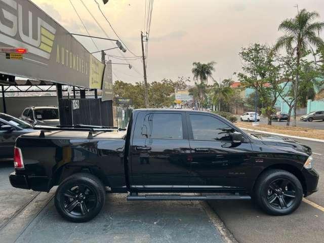 RAM CLASSIC LARAMIE ED 5.7 4X4 AUT. GASOLINA 2022