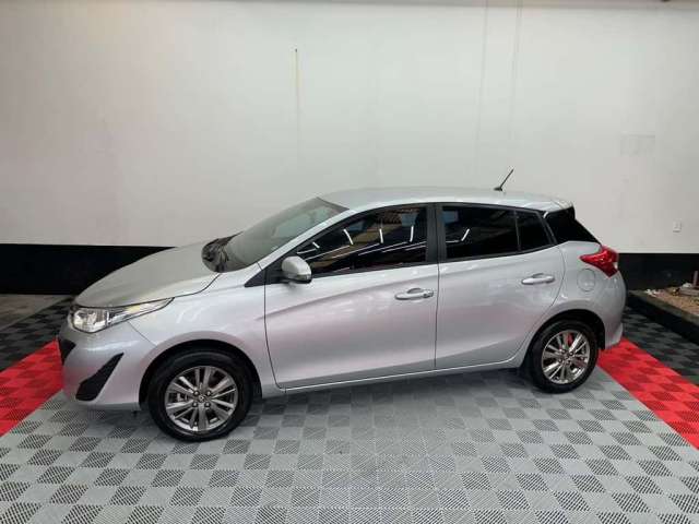 YARIS XL Plus Con. 1.5 Flex 16V 5p Aut.