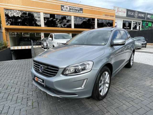 VOLVO XC60 2.0 T5 MOM 2017